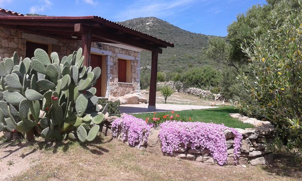 Stazzu Gallurese Villa Portisco Bagian luar foto