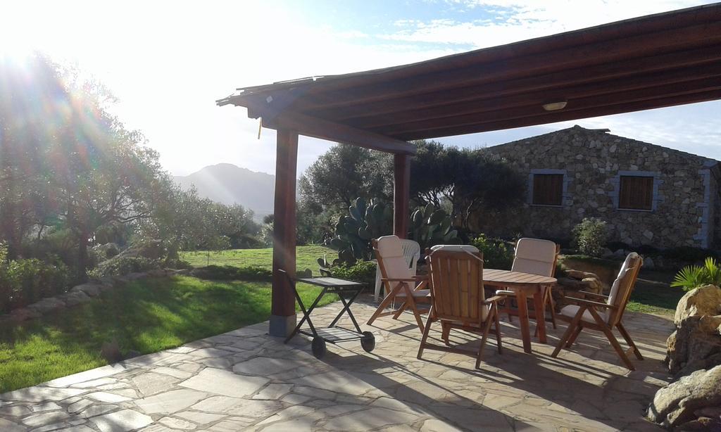 Stazzu Gallurese Villa Portisco Bagian luar foto