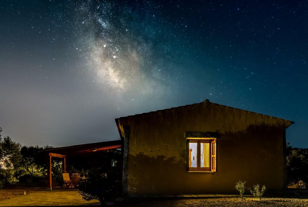 Stazzu Gallurese Villa Portisco Bagian luar foto